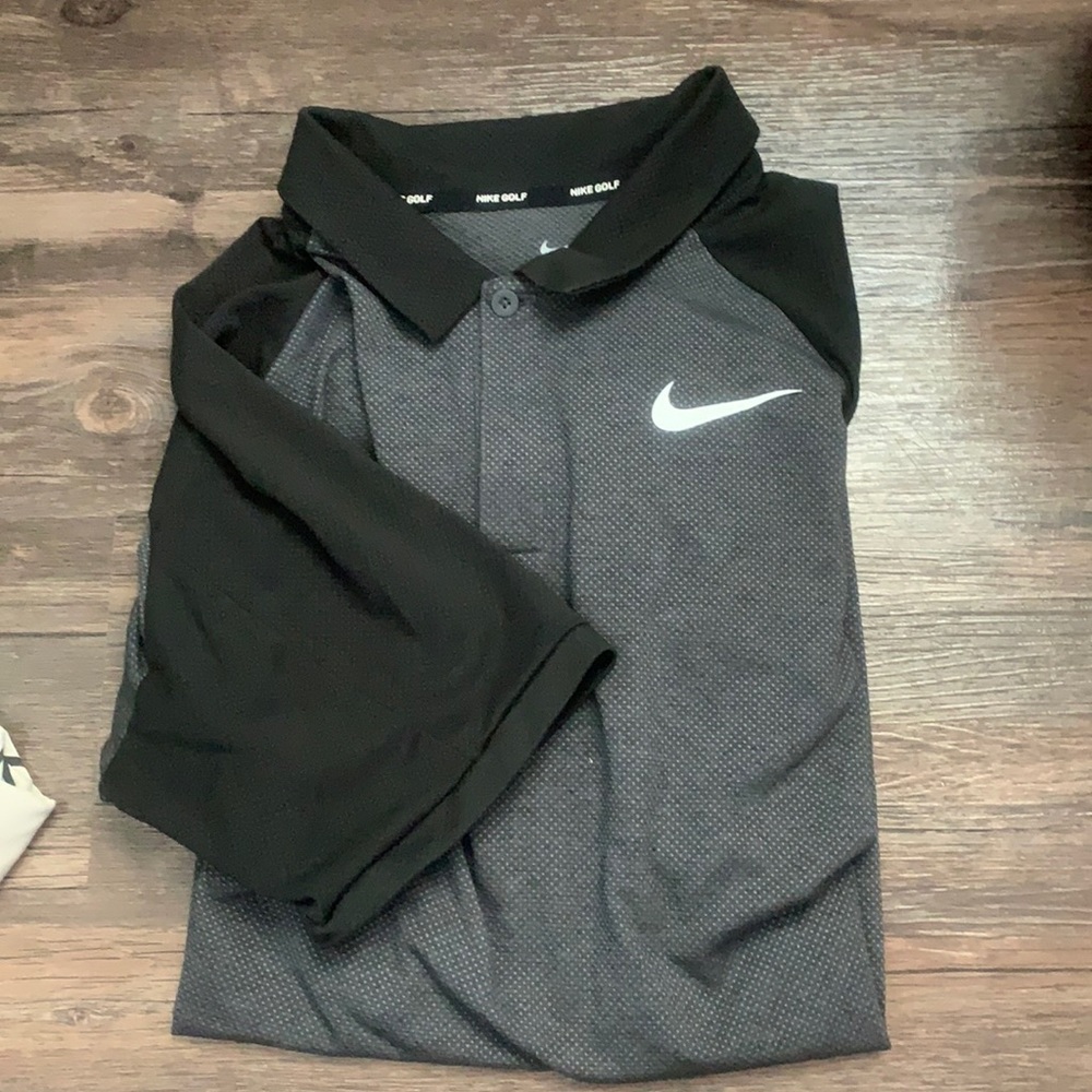 Euc Nike golf shirt / polo